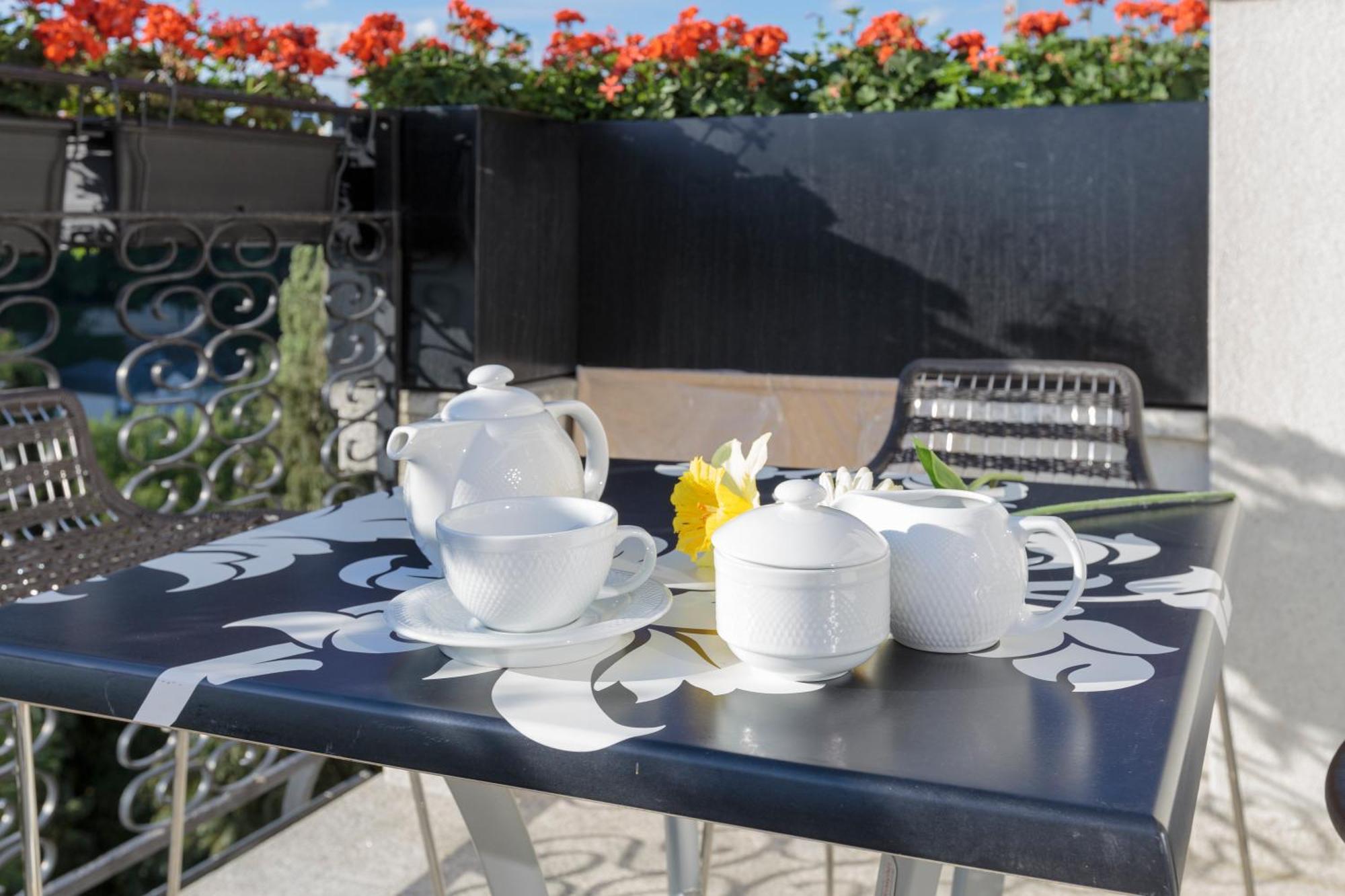 The Queen Luxury Apartments - Villa Vinicia Luxembourg Bagian luar foto