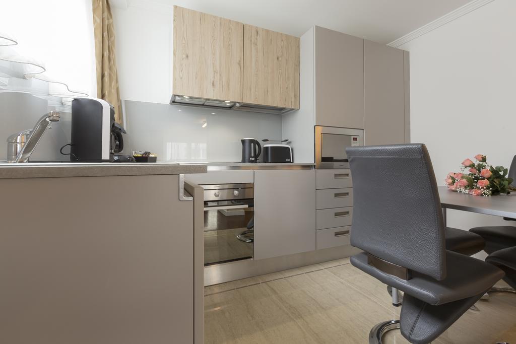 The Queen Luxury Apartments - Villa Vinicia Luxembourg Bagian luar foto