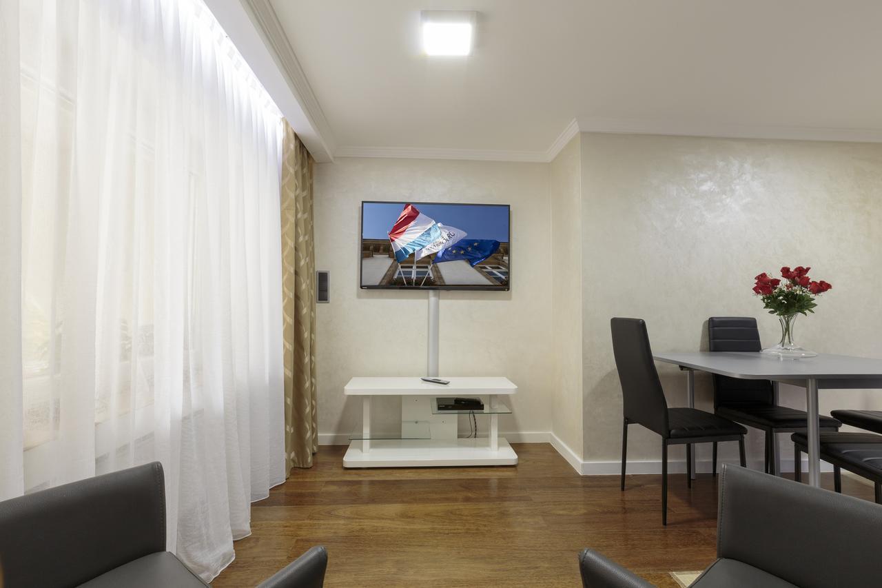 The Queen Luxury Apartments - Villa Vinicia Luxembourg Bagian luar foto